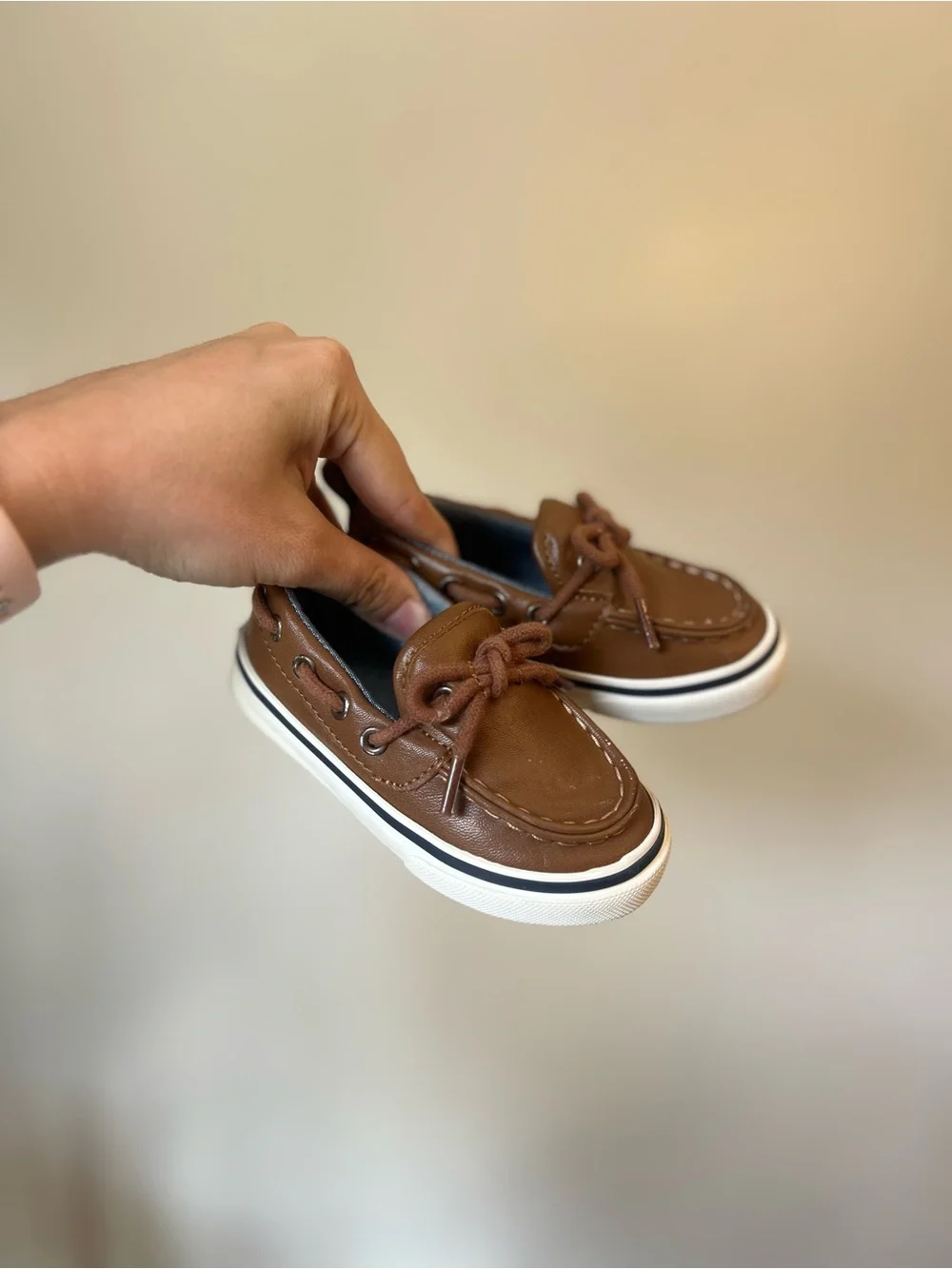 Old Navy Toddler Boy Brown Leather Boat Shoes - Classic Slip-On Style Size 5